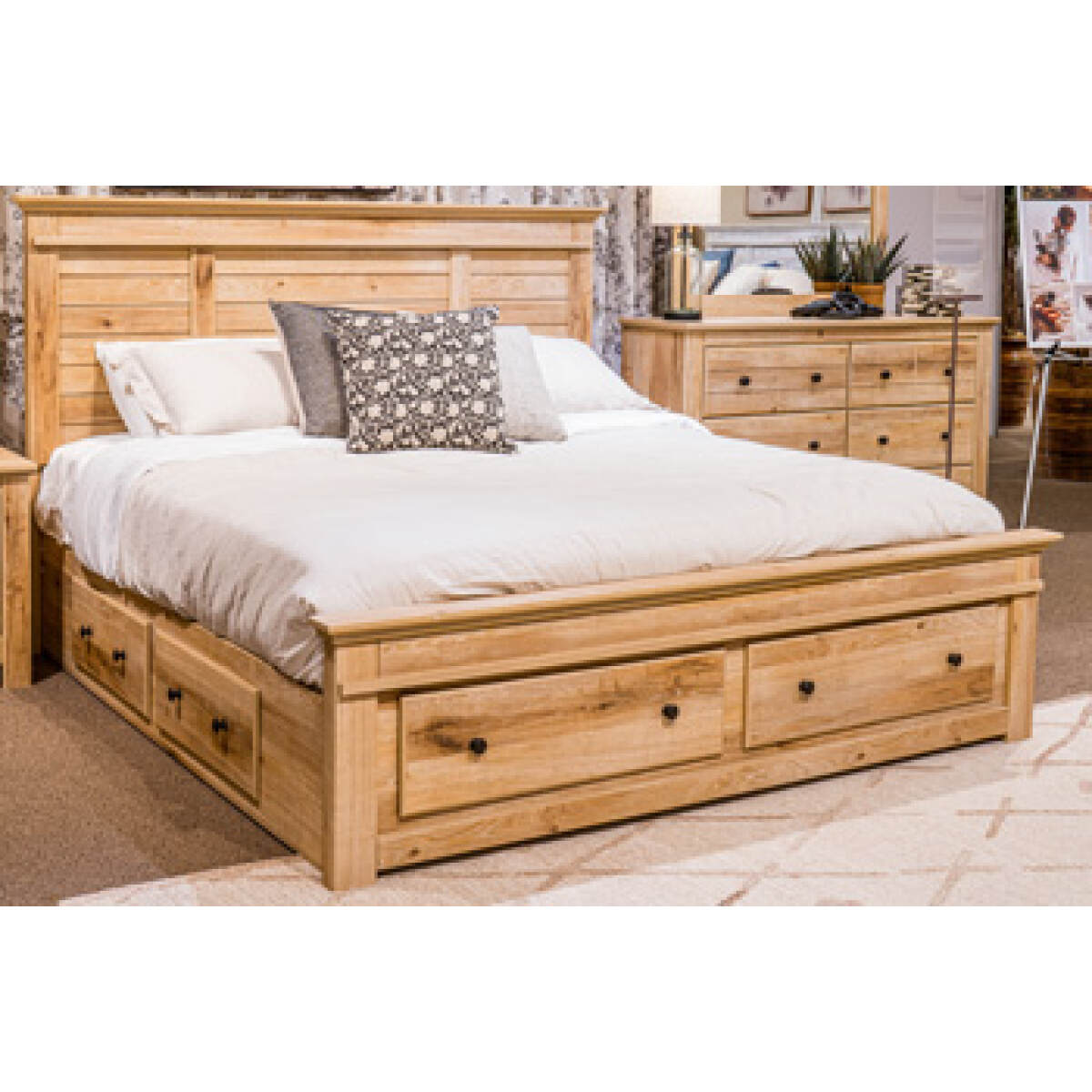a29dd37c75fd535f35a49fc74483350a Makidern Queen Storage Footboard - Image 1