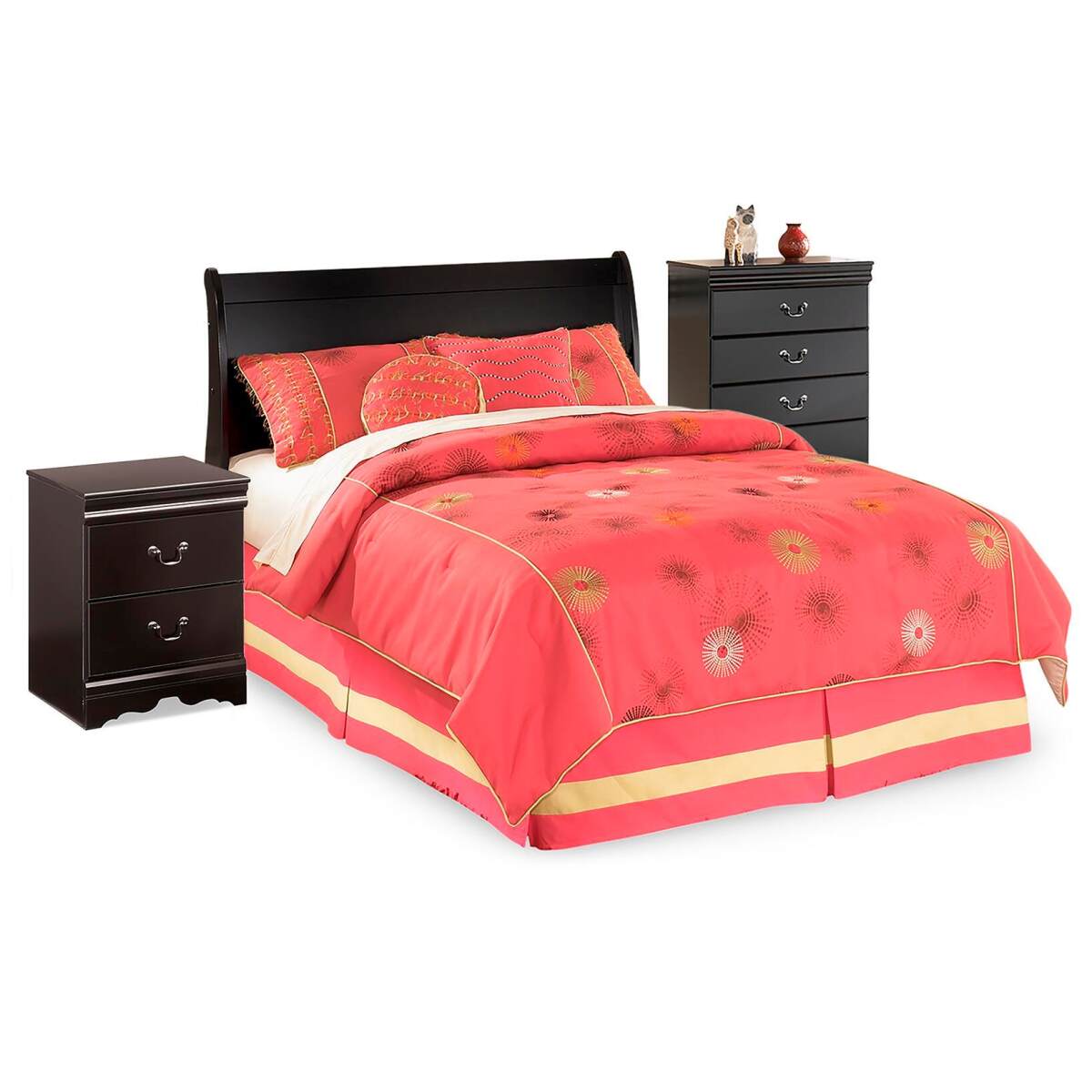a4020a82bd8e580ab6f96bdc368e2f12 Huey Vineyard Full Sleigh Headboard, Chest and Nightstand - Image 1