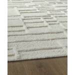 Empriss 5' x 7' Area Rug - Image 4