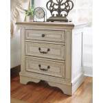 Realyn Full Panel Bed, Dresser, Mirror and Nightstand - Image 15