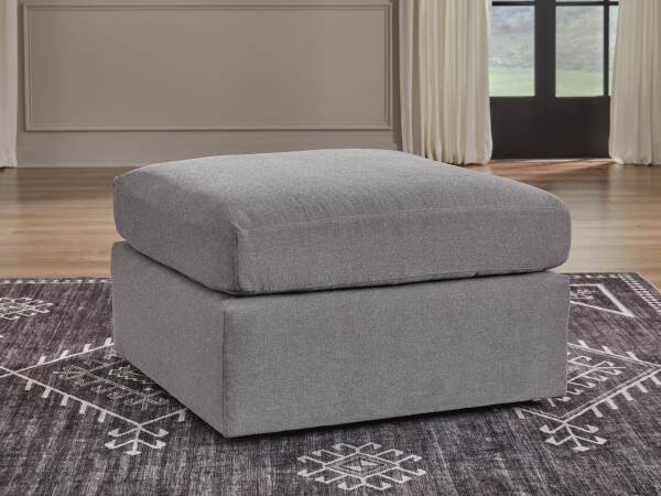 Modmax 5-Piece Sectional and 3 Ottomans - Image 23