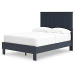 Simmenfort Full Platform Bed - Image 4