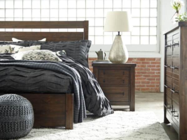 Starmore Nightstand - Image 10