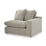 Maxton Heights Right-Arm Facing Corner Chair