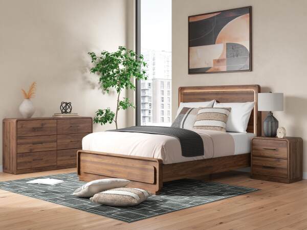 Fortlorn Queen Panel Bed, Dresser and Nightstand - Image 3