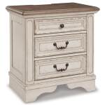 Realyn King Bed with Mirrored Dresser and Nightstand - Image 4
