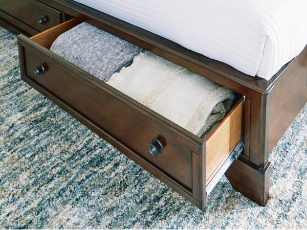 Trellington King Sleigh Storage Bed - Image 8