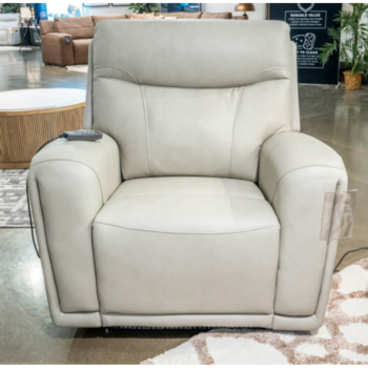 c94d9cc9f9e4388ce6d75e769d065e9b Pincara Power AutoGlide Recliner with Audio System - Image 1