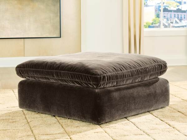 Maxton Heights Oversized Accent Ottoman - Image 3