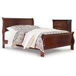 Alisdair Queen Sleigh Bed and Chest