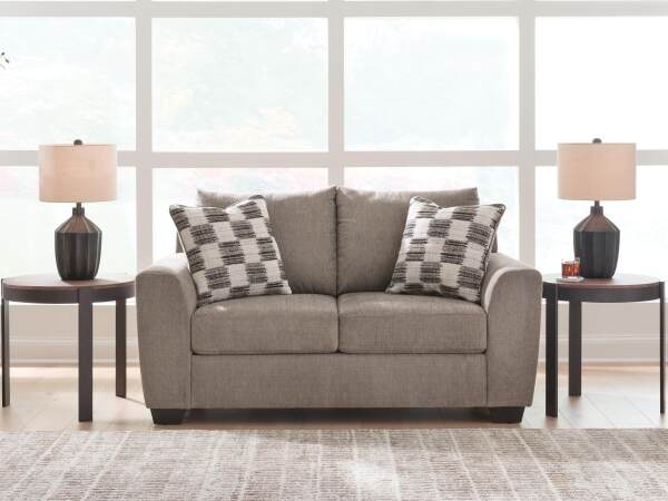 Loreo Loveseat - Image 3