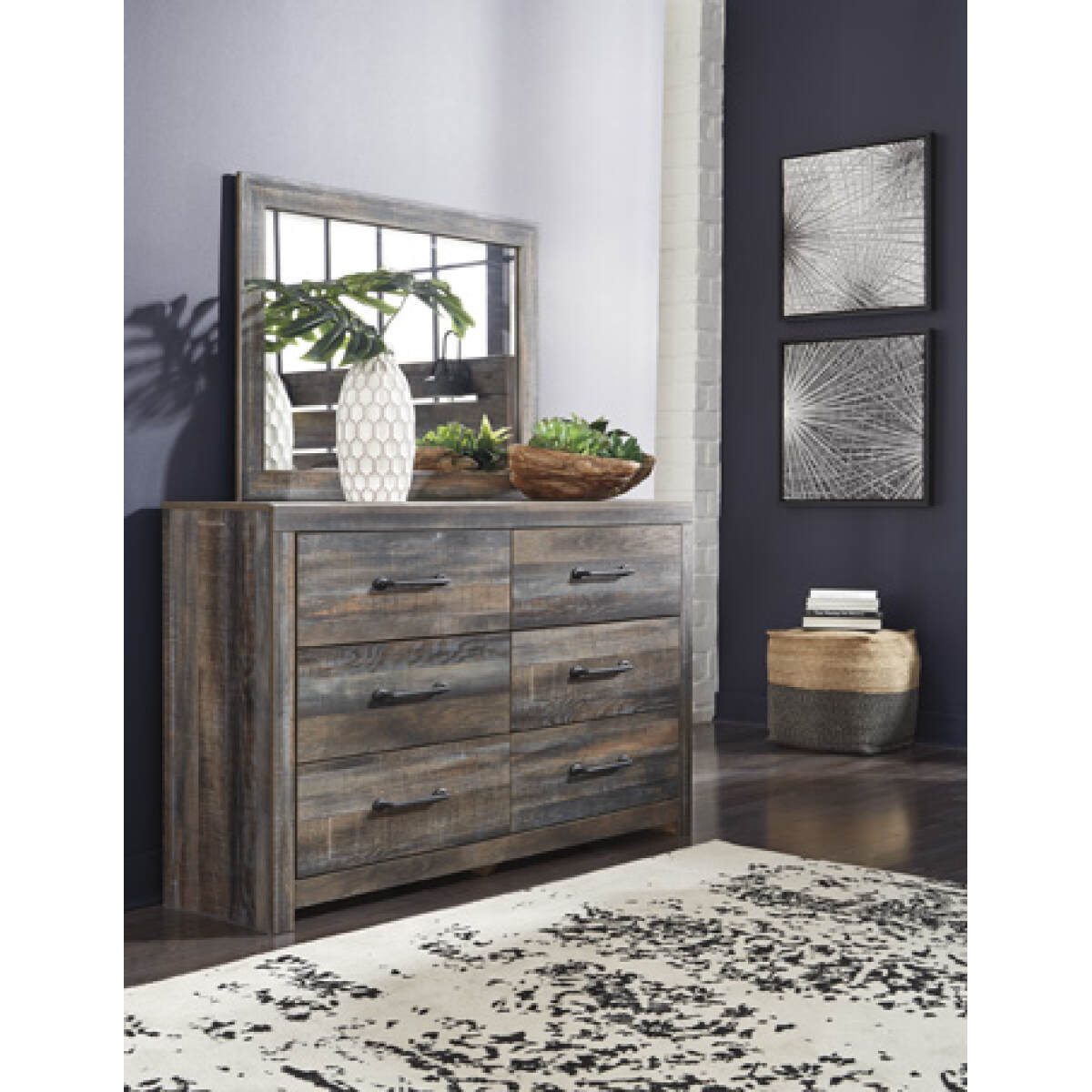d71ec0c0788afc3e2887608869450d7c Drystan Dresser and Mirror - Image 1