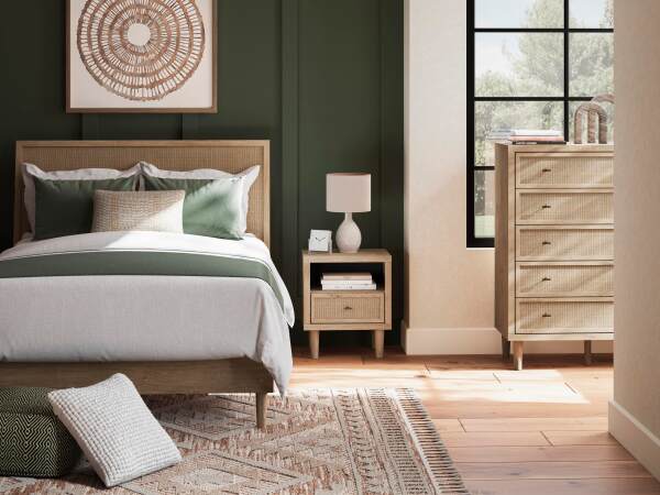 Cielden Queen Panel Bed - Image 11