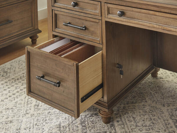 Hensley 66" Executive Desk I3002-303 - Image 5