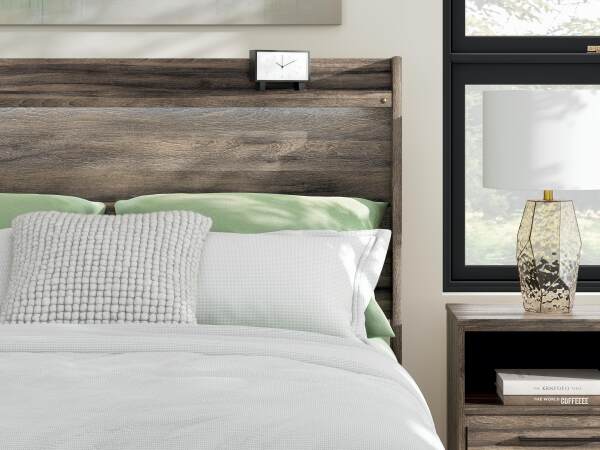 Elbrim King Panel Bed - Image 10