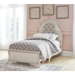 Realyn Twin Panel Footboard