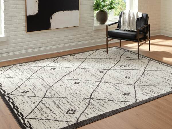 Fenriston Large Rug - Image 3