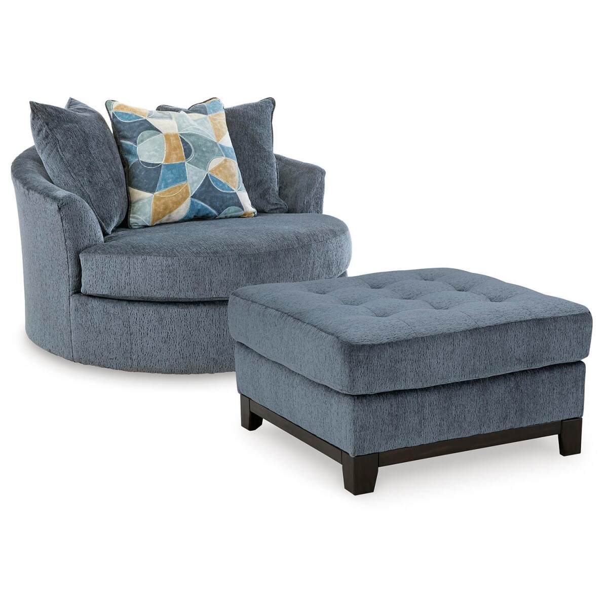 f6bc70ca73ed8daa03338a9a325aad6a Maxon Place Oversized Chair and Ottoman - Image 1