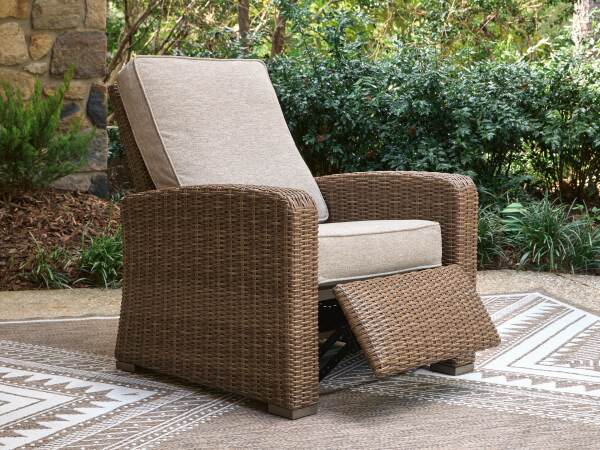 Laguna Heights Outdoor Recliner - Image 7