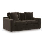 Maxton Heights Loveseat