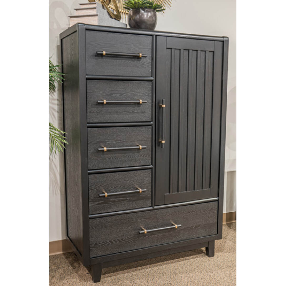 afd135b902f4247aa5a6c75bc0d636be Haldenwick Door Chest - Image 1