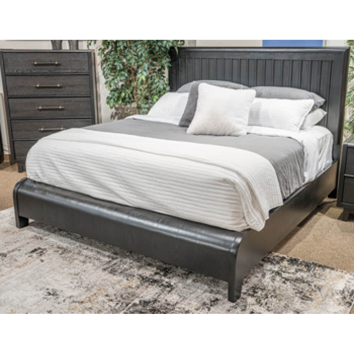 d4f84ba4055030e49ebbc03e755c04b6 Shyden Queen Panel Headboard - Image 1